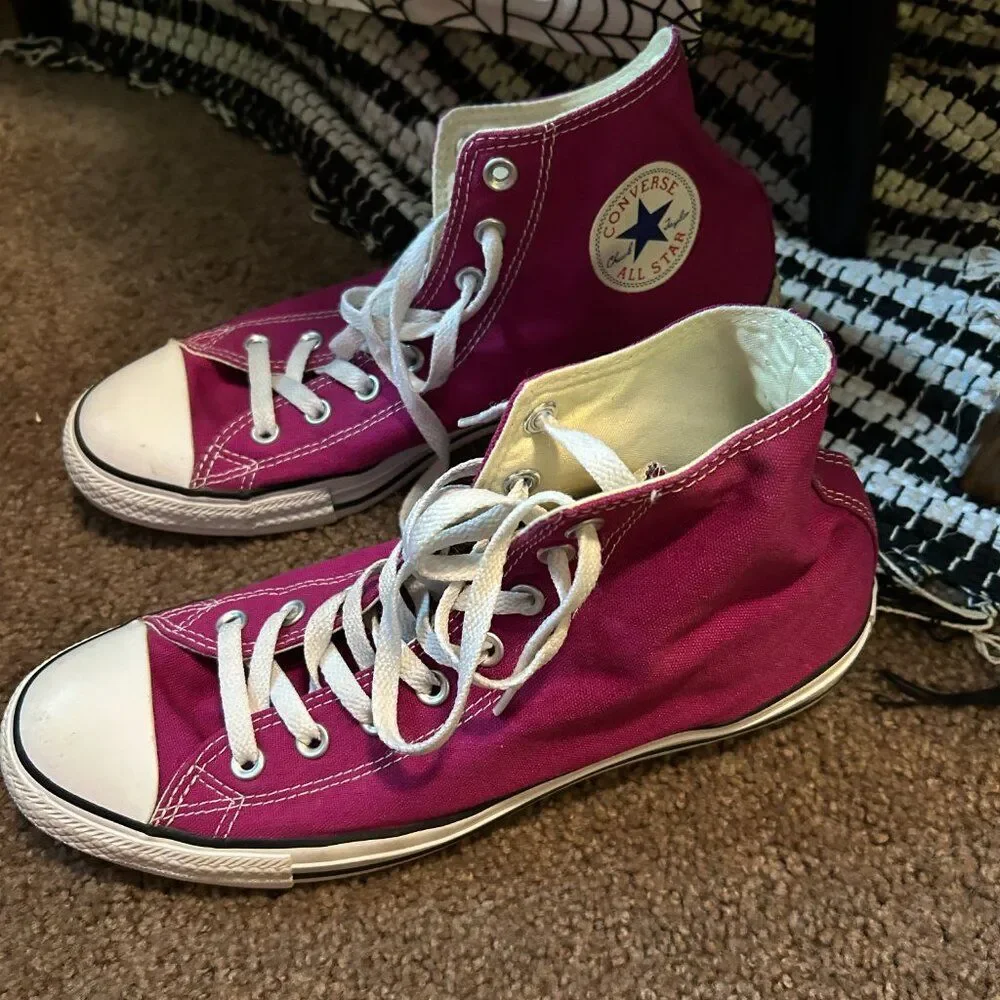 Pink high top Converse chuck taylors Size M 10 / W 12 Excellent Condition - Picture 2 of 6